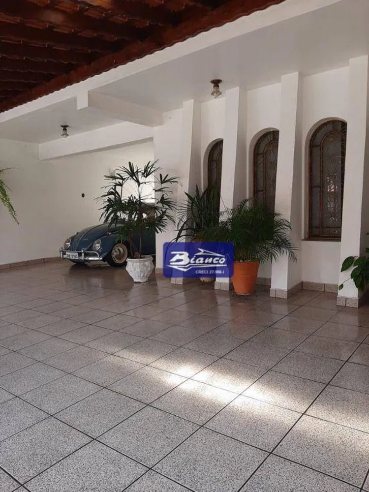 Sobrado, 4 quartos, 352 m² - Foto 1