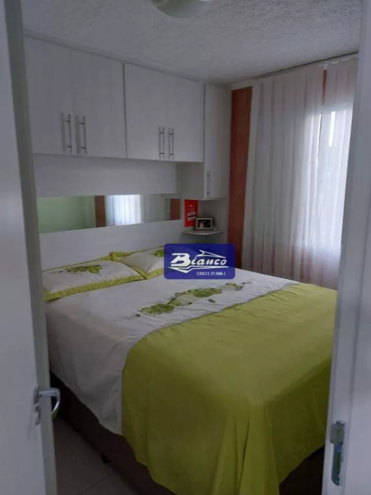 Apartamento à venda com 2 quartos, 41m² - Foto 4