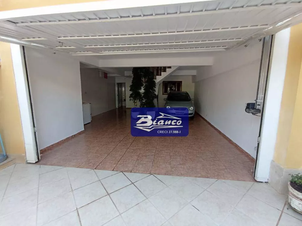 Sobrado, 4 quartos, 207 m² - Foto 1