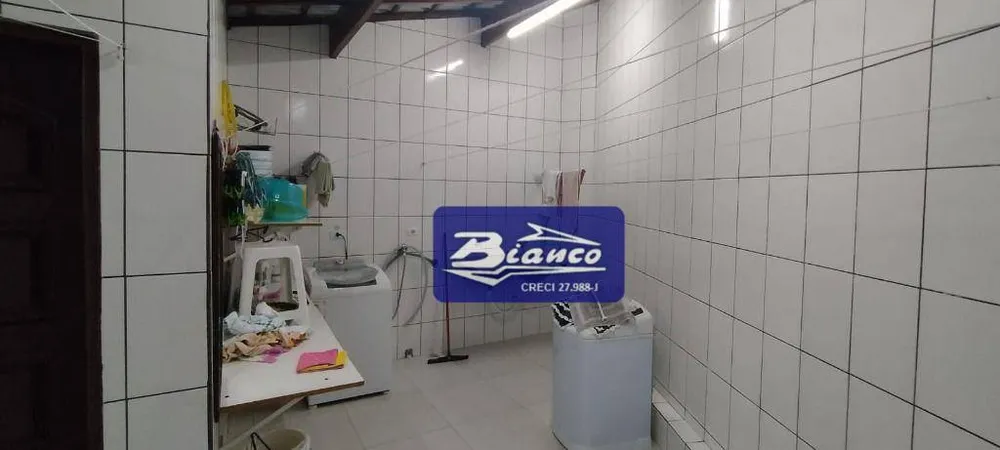 Sobrado, 3 quartos, 200 m² - Foto 1