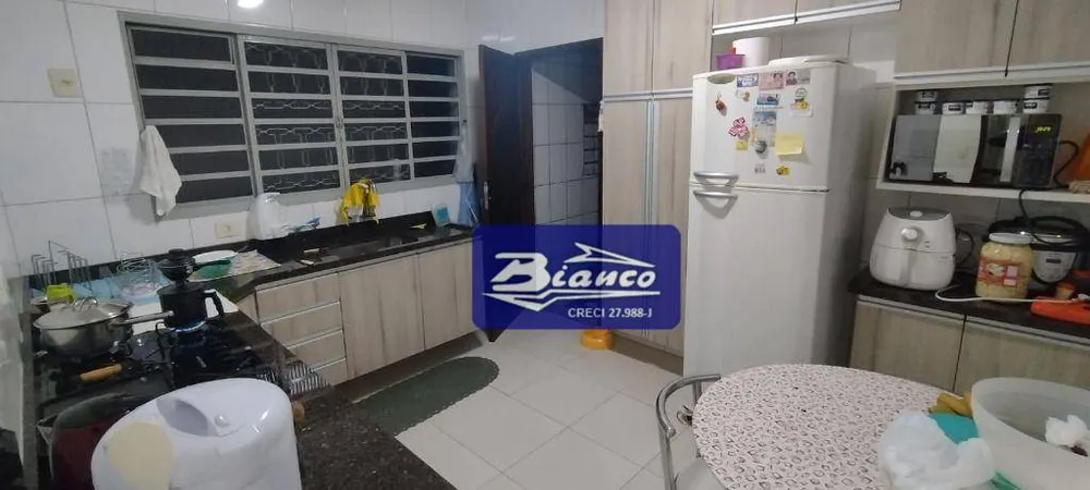 Sobrado, 3 quartos, 200 m² - Foto 8