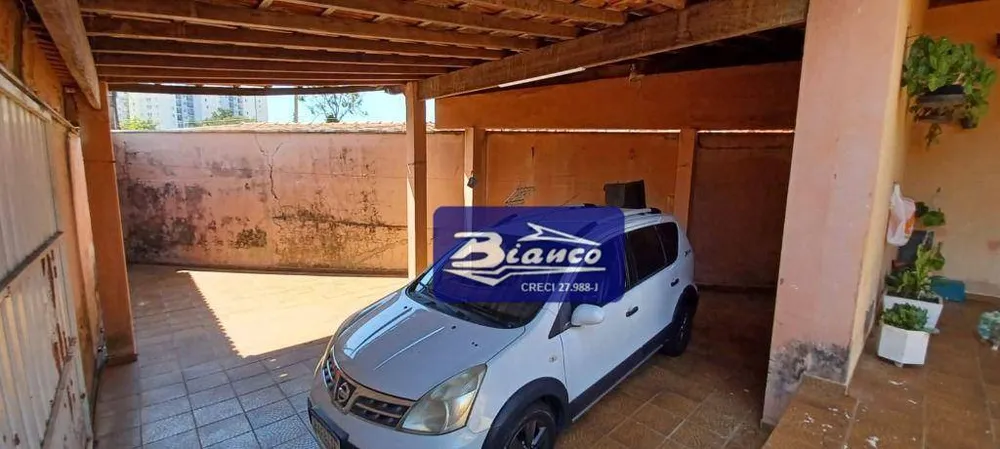 Casa, 3 quartos, 192 m² - Foto 2