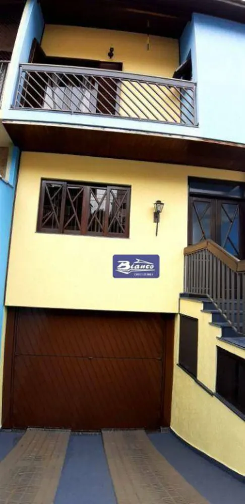 Sobrado, 3 quartos, 195 m² - Foto 1