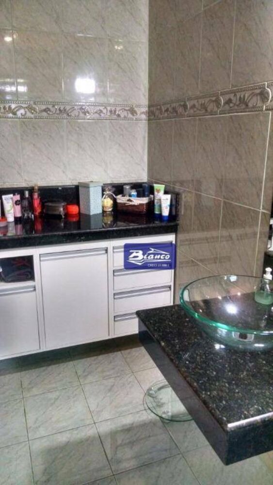 Sobrado à venda com 3 quartos, 190m² - Foto 12