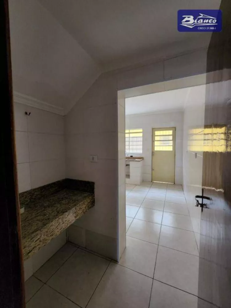 Sobrado à venda com 2 quartos, 135m² - Foto 4