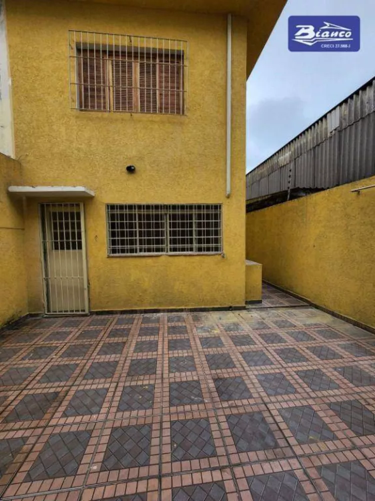 Sobrado à venda com 2 quartos, 135m² - Foto 1