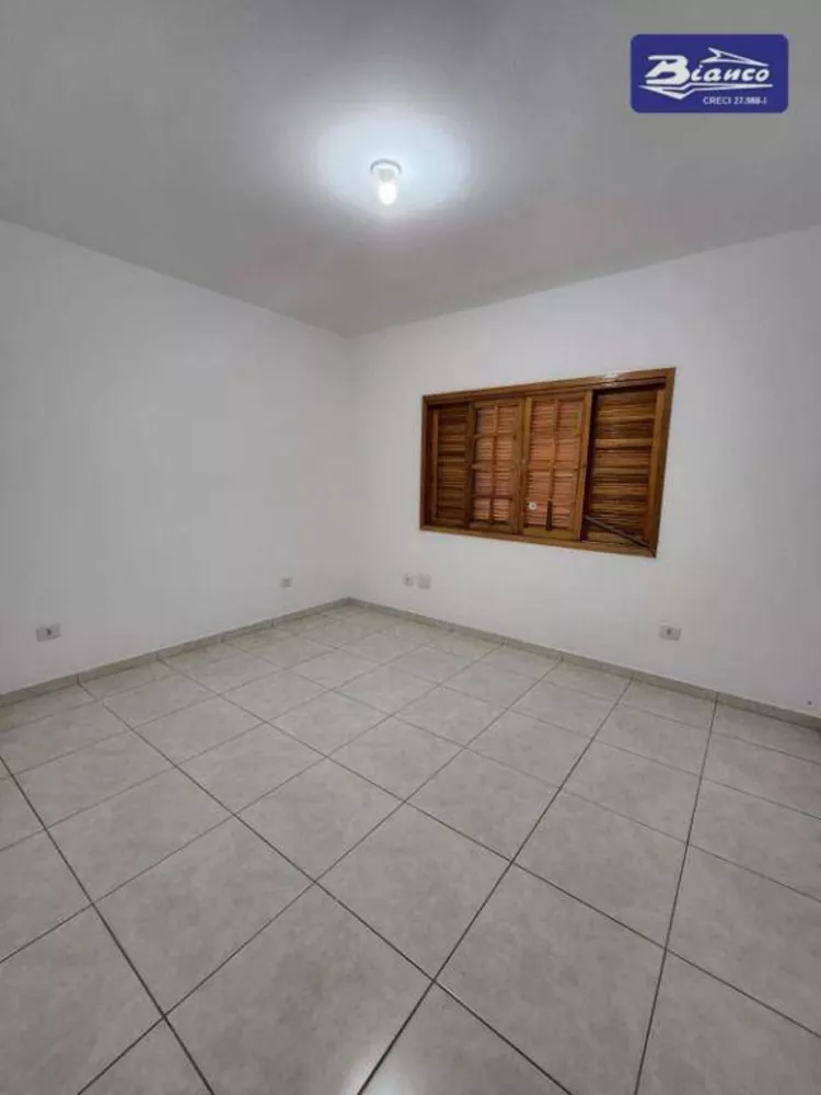 Sobrado à venda com 2 quartos, 135m² - Foto 3