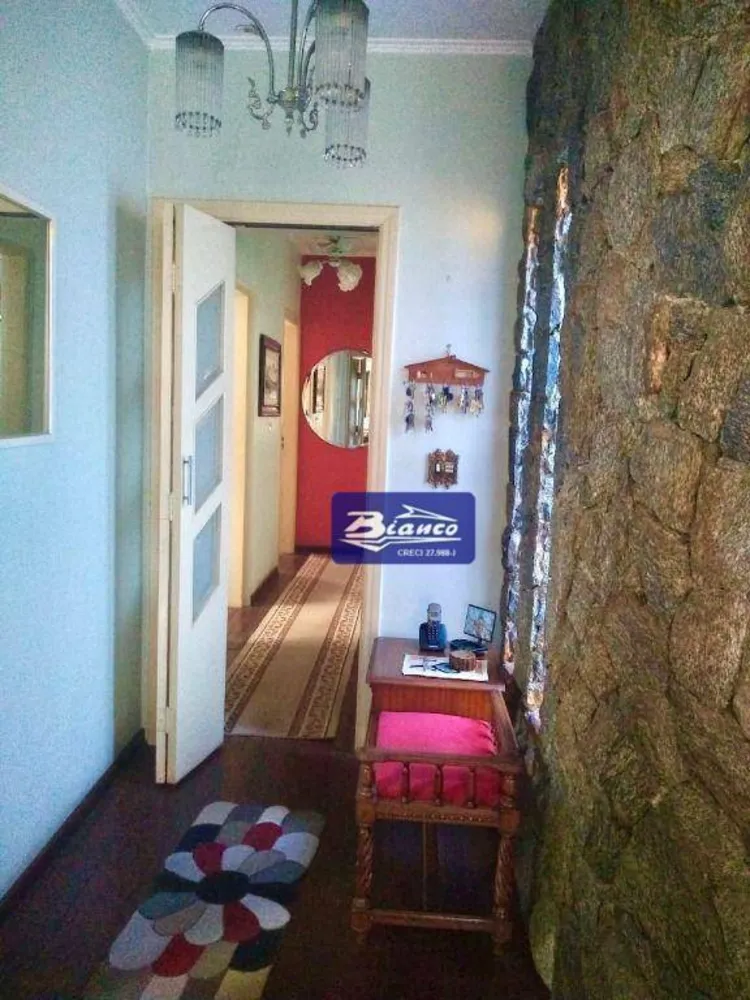 Casa, 3 quartos, 242 m² - Foto 3