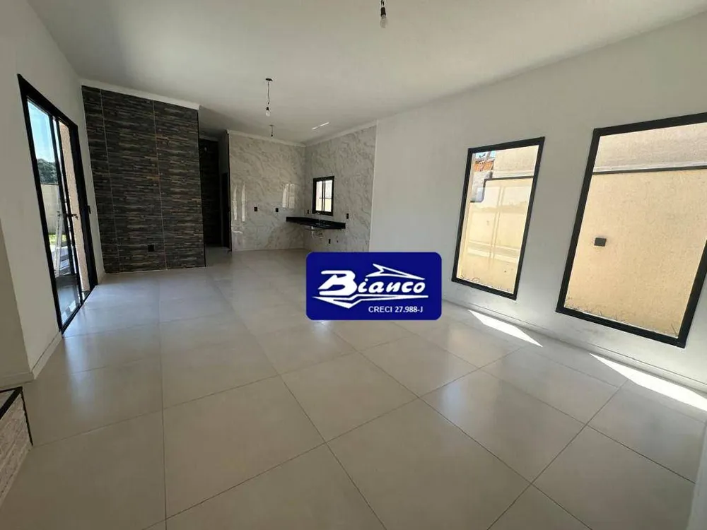 Casa, 3 quartos, 160 m² - Foto 2