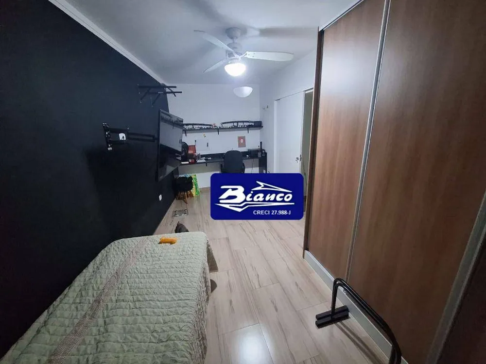Sobrado, 5 quartos, 227 m² - Foto 1