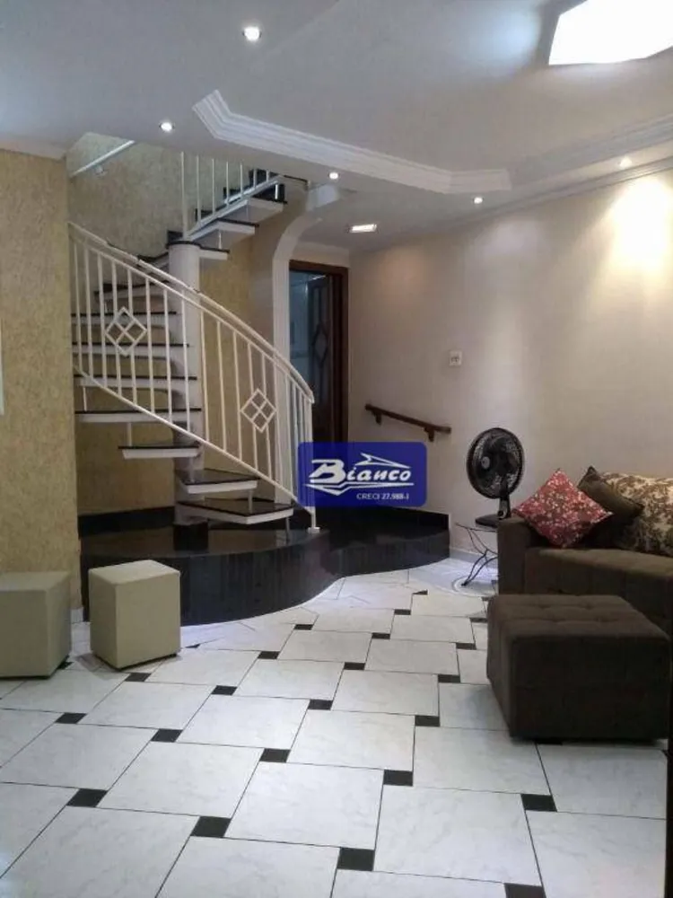 Sobrado, 3 quartos, 176 m² - Foto 2