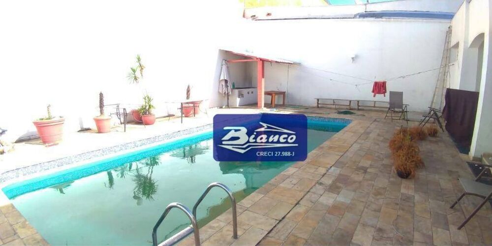 Casa, 3 quartos, 468 m² - Foto 1