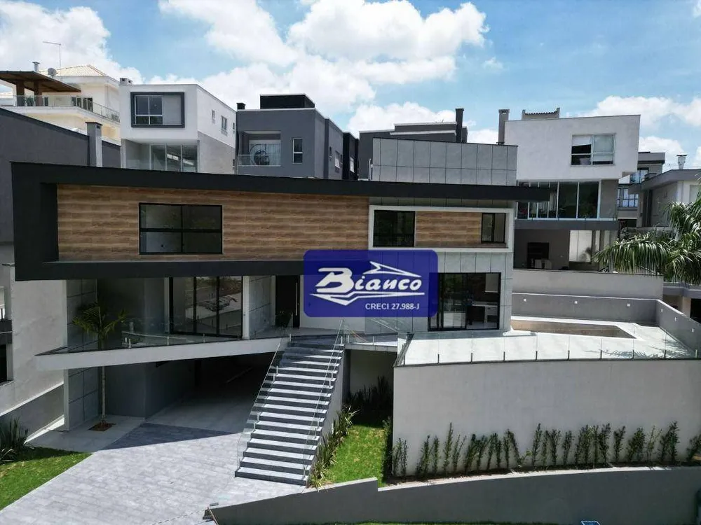 Sobrado, 4 quartos, 310 m² - Foto 1