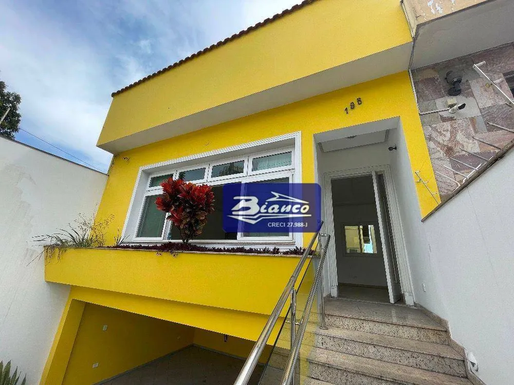 Sobrado, 2 quartos, 380 m² - Foto 1