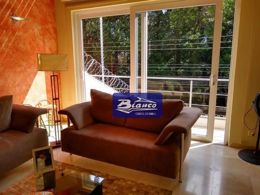 Sobrado, 3 quartos, 330 m² - Foto 1