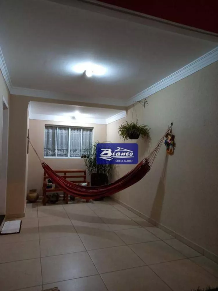 Sobrado à venda com 3 quartos, 120m² - Foto 3