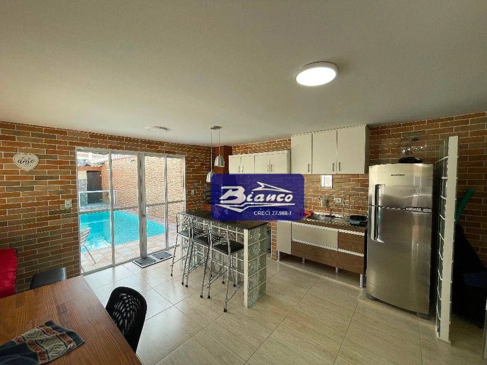 Casa, 3 quartos, 365 m² - Foto 4