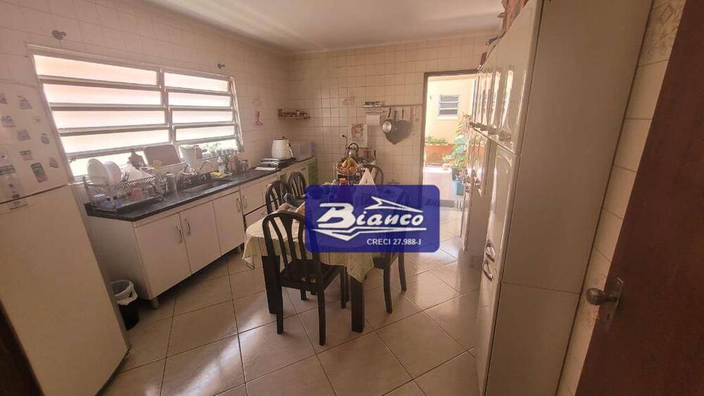 Sobrado, 3 quartos, 187 m² - Foto 1