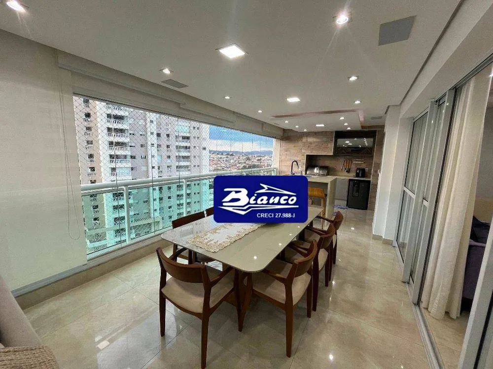 Apartamento, 3 quartos, 197 m² - Foto 1