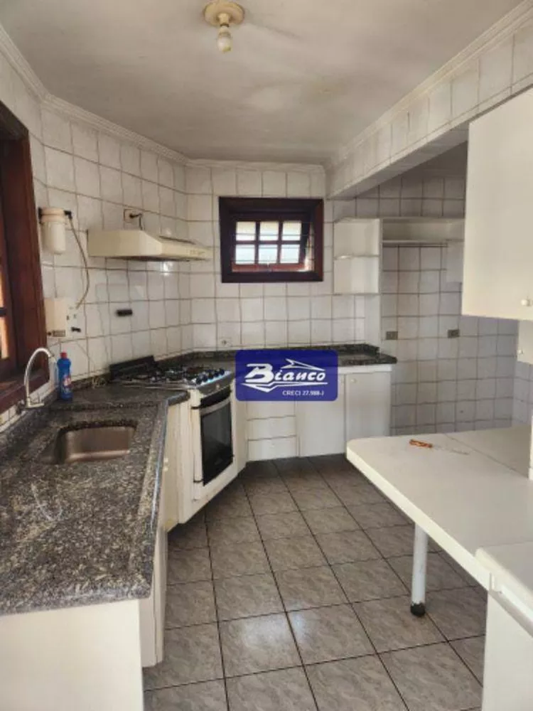 Sobrado à venda com 4 quartos, 285m² - Foto 1