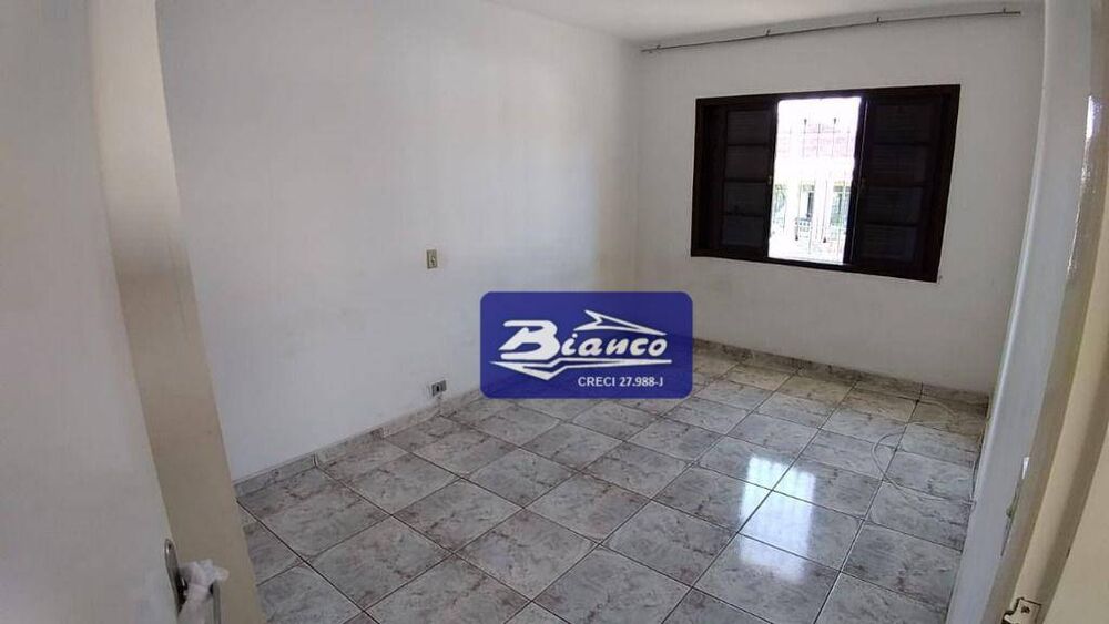 Sobrado à venda com 3 quartos, 160m² - Foto 2