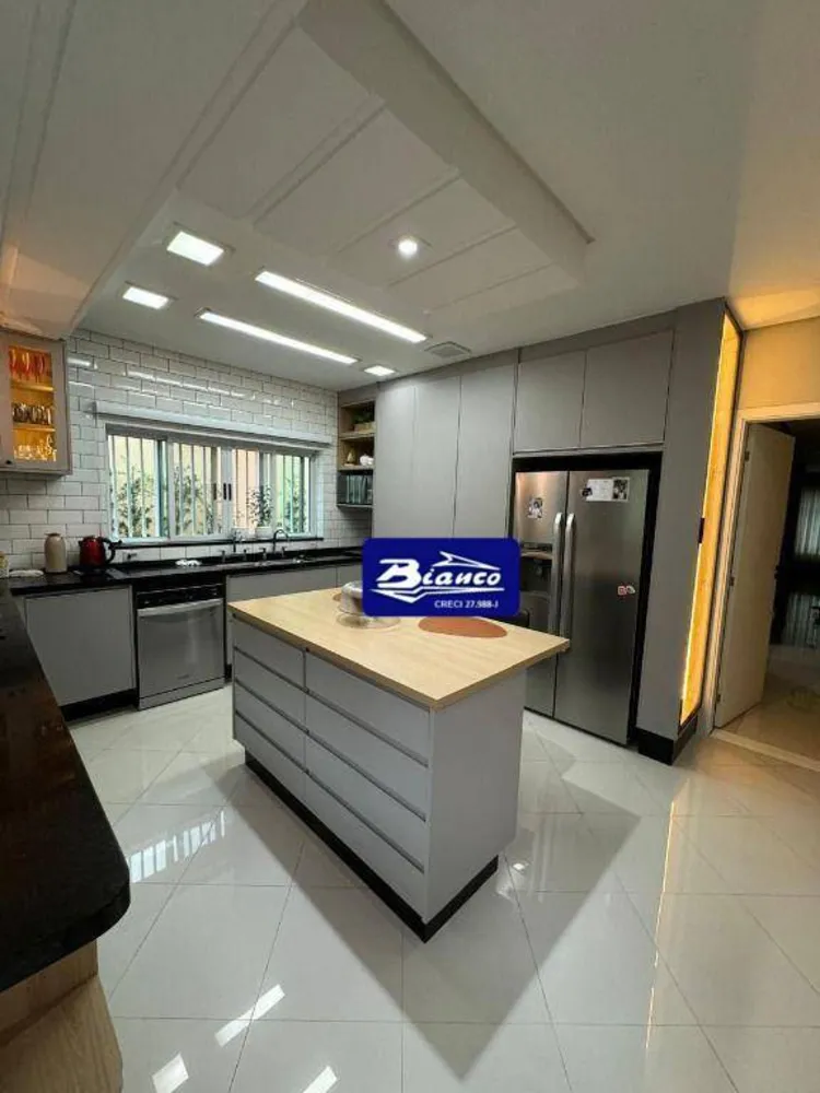 Sobrado, 4 quartos, 299 m² - Foto 8