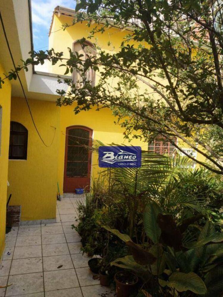 Sobrado, 3 quartos, 305 m² - Foto 1