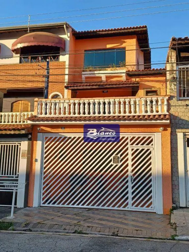 Sobrado, 4 quartos, 220 m² - Foto 1