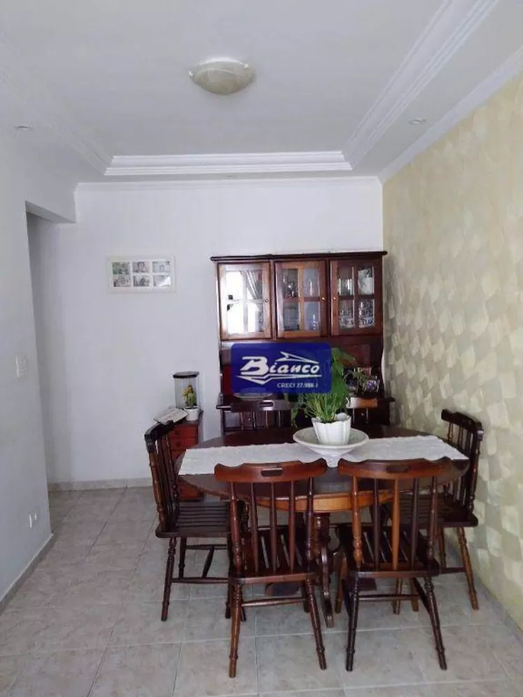 Apartamento à venda com 2 quartos, 62m² - Foto 1