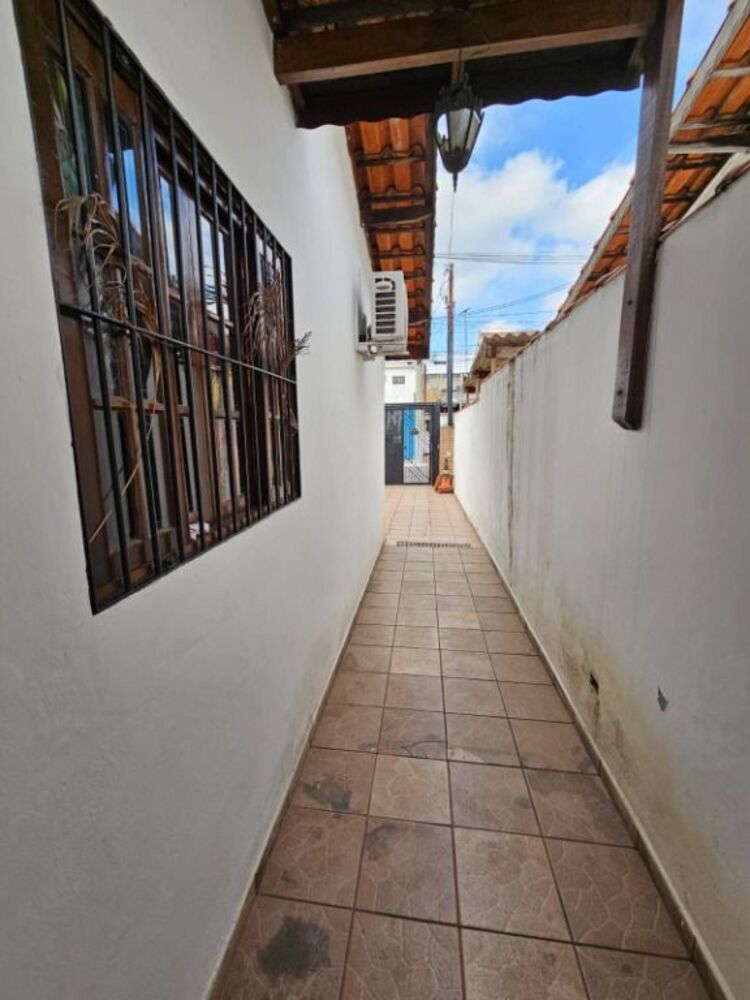 Casa, 2 quartos, 70 m² - Foto 1