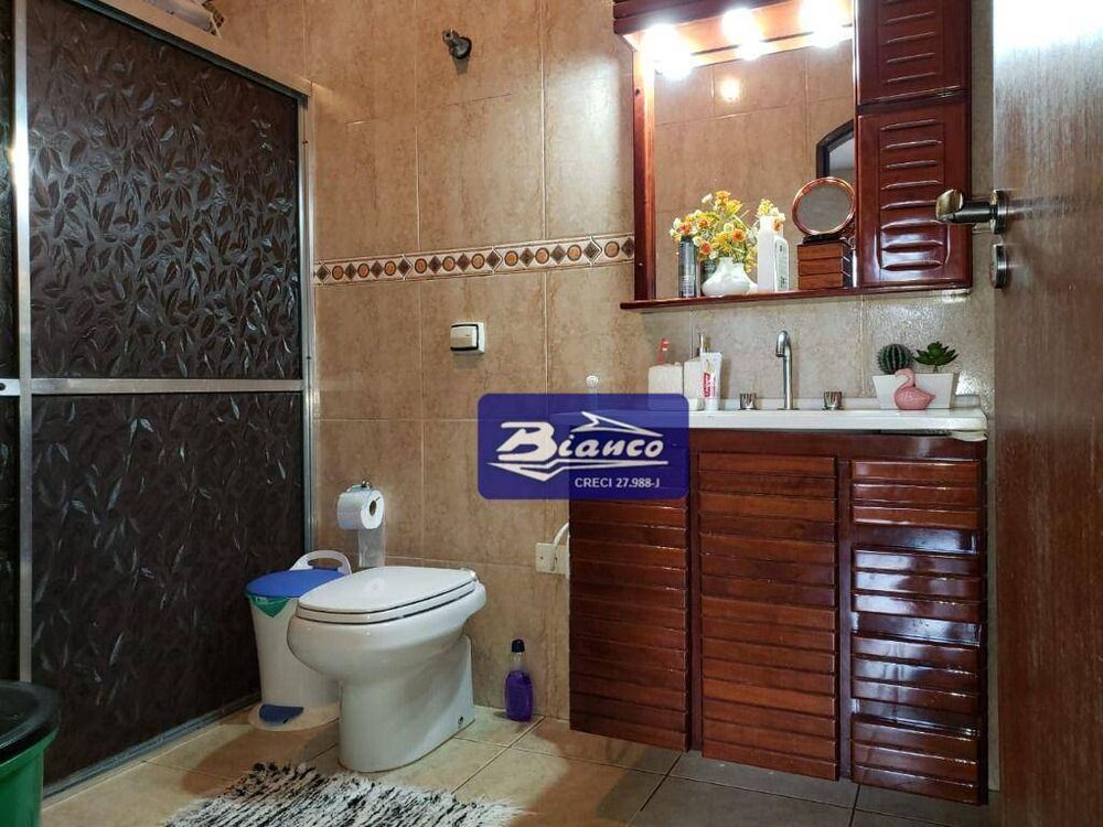 Sobrado, 4 quartos, 240 m² - Foto 8