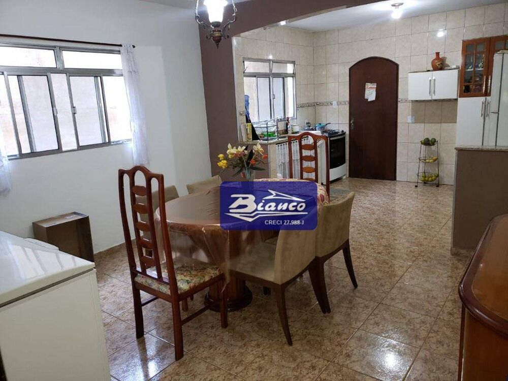 Sobrado, 4 quartos, 240 m² - Foto 5