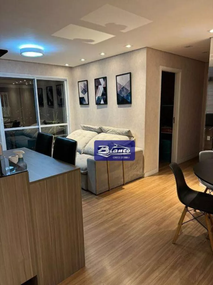 Apartamento à venda com 2 quartos, 68m² - Foto 1