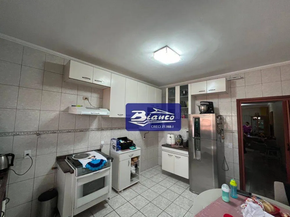Sobrado, 3 quartos, 200 m² - Foto 3