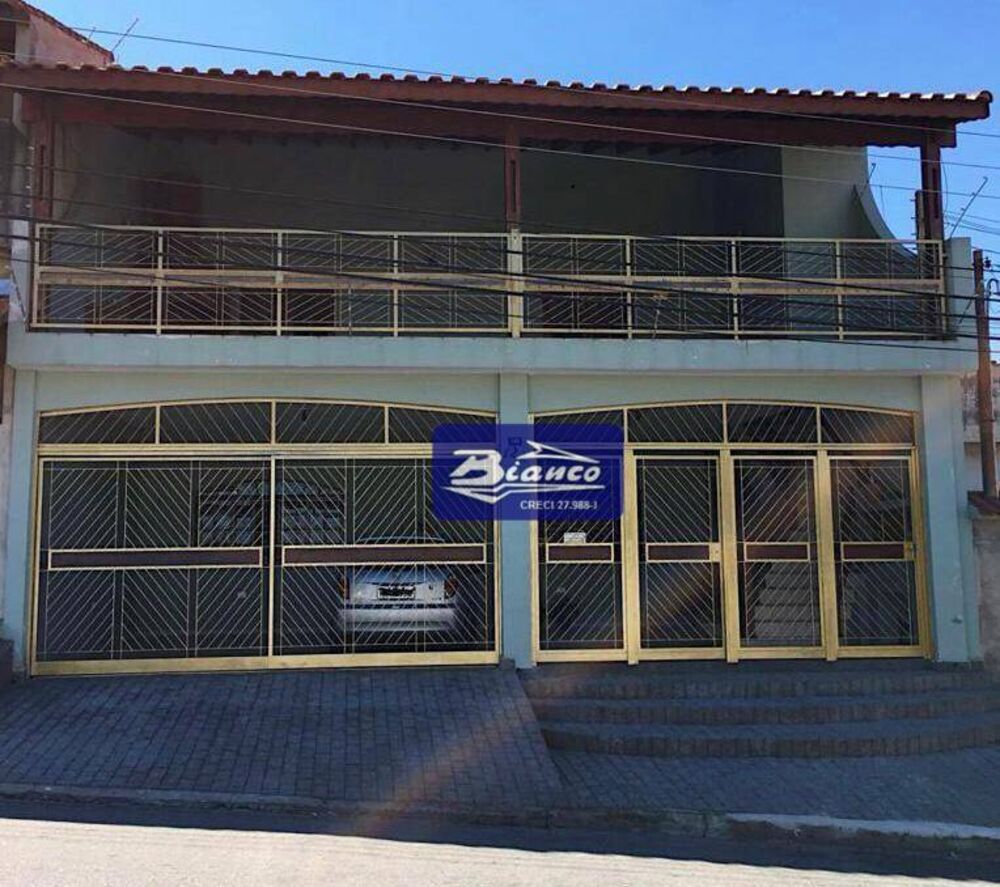 Sobrado, 3 quartos, 420 m² - Foto 1