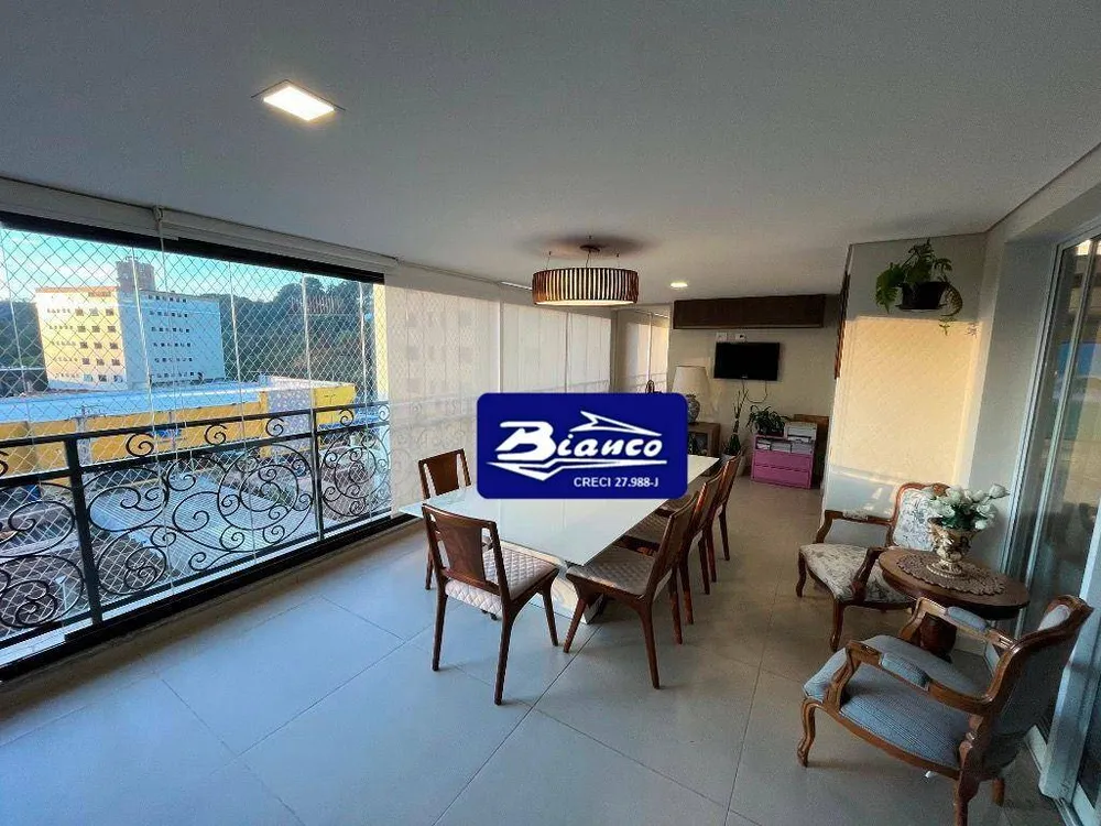Apartamento, 3 quartos, 145 m² - Foto 2