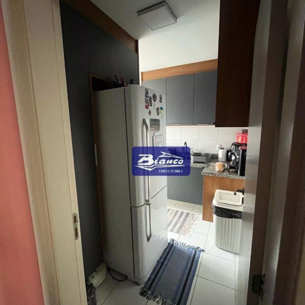 Apartamento à venda com 2 quartos, 59m² - Foto 4