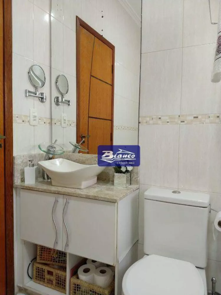 Sobrado à venda com 4 quartos, 180m² - Foto 4