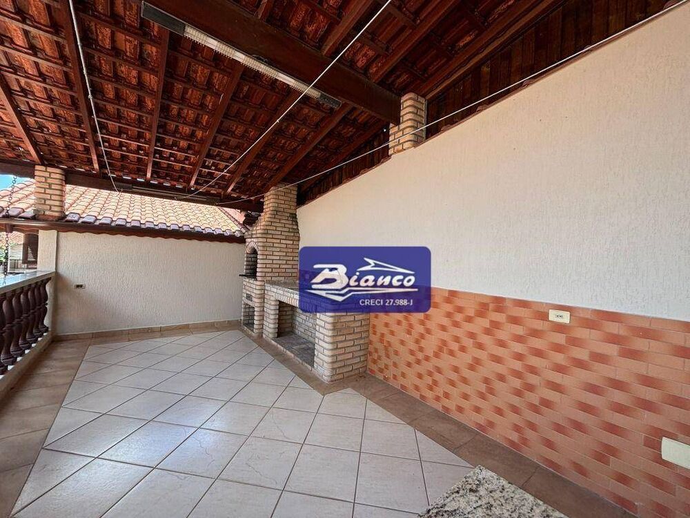 Casa à venda e aluguel com 3 quartos, 106m² - Foto 19