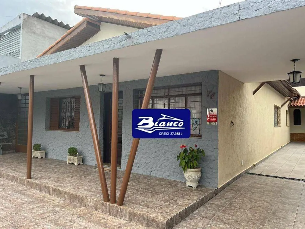 Casa, 3 quartos, 240 m² - Foto 12