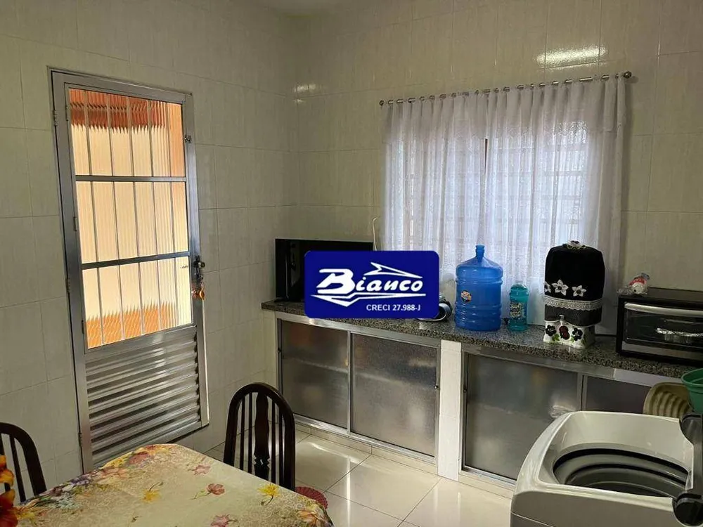 Casa, 3 quartos, 240 m² - Foto 9