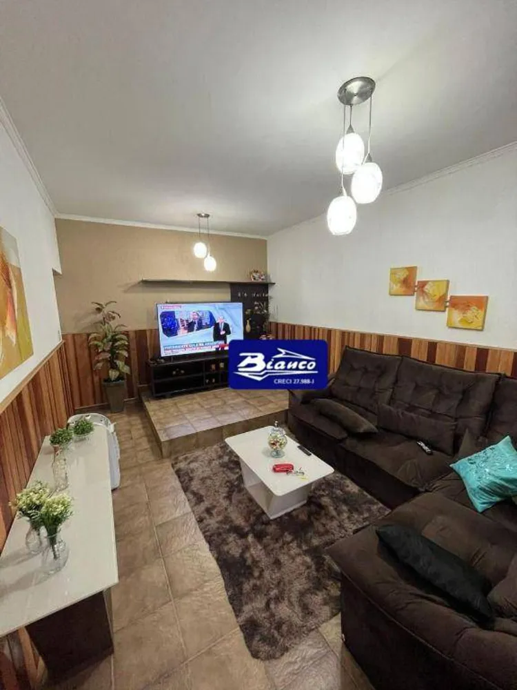 Casa, 3 quartos, 240 m² - Foto 2