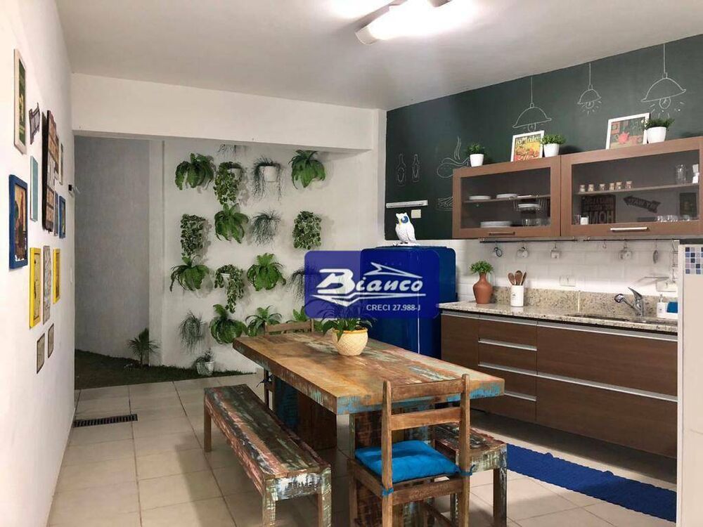 Sobrado, 3 quartos, 319 m² - Foto 3