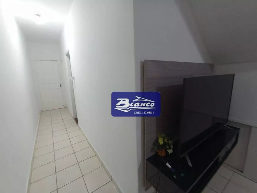 Sobrado à venda com 4 quartos, 200m² - Foto 4