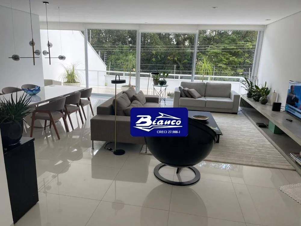 Sobrado, 3 quartos, 258 m² - Foto 2