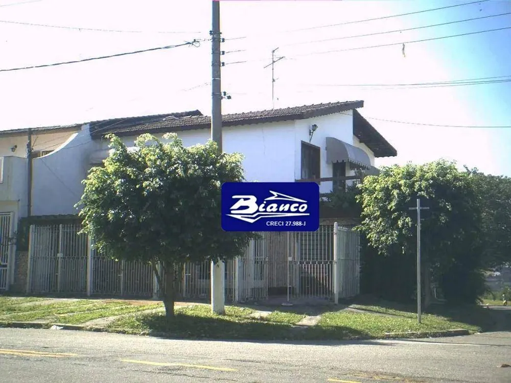 Sobrado, 7 quartos, 200 m² - Foto 2