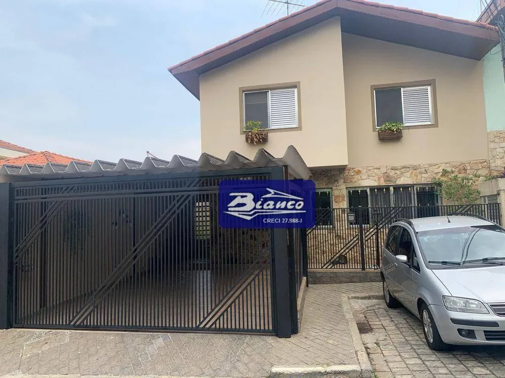 Sobrado, 4 quartos, 193 m² - Foto 1