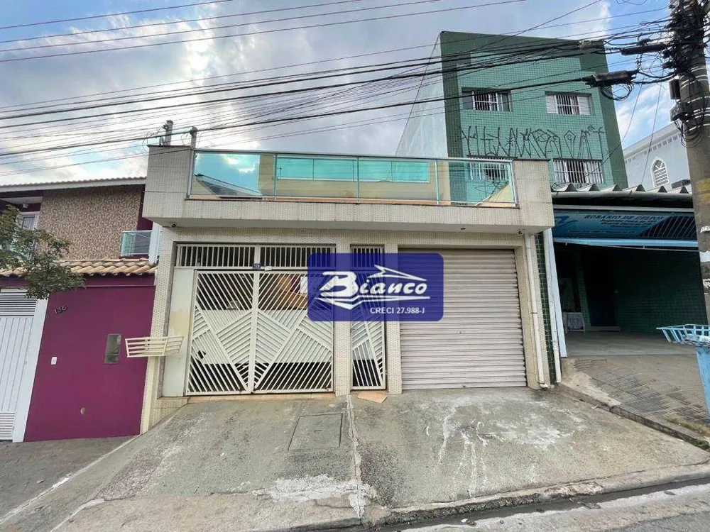Sobrado, 3 quartos, 205 m² - Foto 1