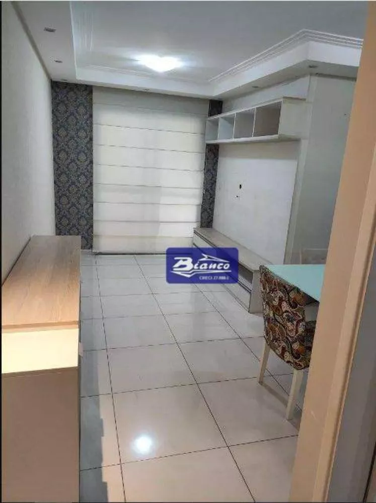 Apartamento à venda com 2 quartos, 62m² - Foto 5