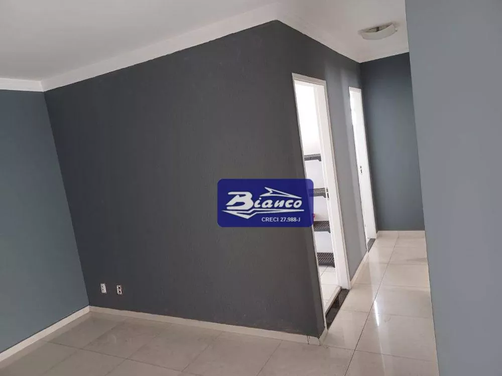 Apartamento à venda com 2 quartos, 58m² - Foto 2